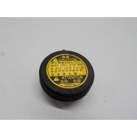 Крышка расширительного бачка Toyota Yaris (1999 - 2005) 1647551010