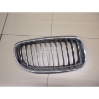 Решетка радиатора правая BMW 3-serie E90/E91 (2005 - 2012) 51137201970