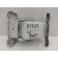 Петля двери Opel Vivaro A (2001-2014) 2008