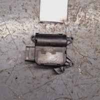 Моторчик заслонки печки Audi Q3 1 2013 1K0907511B,0132801341