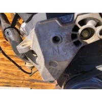 Кронштейн двигателя Volkswagen Golf 4 2000 038199207N
