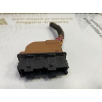 Разъем Volkswagen Touareg 3 CR7 до рестайлинг 2020 8R0972701