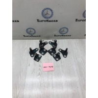 Петля двери Mercedes W203 Mercedes W203 C 2000-2007 A2037200137