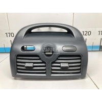 Накладка декоративная Nissan Almera Classic (B10) (2006 - 2013) 6825095F0B