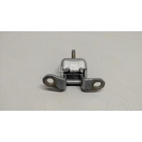 Петля двери задней левой верхняя Nissan Almera Classic (B10) (2006 - 2013) 8240095F0L