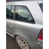 Боковое стекло кузова opel zafira b