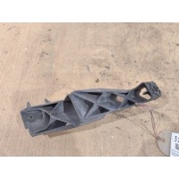 Кронштейн бампера Volkswagen Touareg 7P5 7P6807045