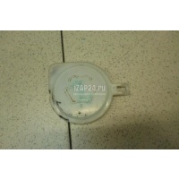 Крышка бачка омывателя Mitsubishi Grandis (NA#) (2004 - 2010) MR502996