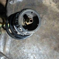 Стойка подвески передняя Volkswagen Golf 4(1997-2004) 2003 1j0413031