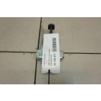 Ограничитель двери Toyota Land Cruiser (200) 2008 6861060110