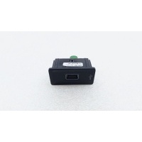 USB Разъем Volkswagen Touareg CR 2019 760035222