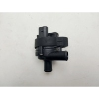 Дополнительный насос системы охлаждения Mercedes CLA C117 A2048350364