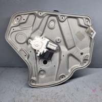Моторчик стеклоподъемника задний правый Skoda Octavia A5 restailing 2011 117782G,1Z0839656F,5K0959704A,5K0959794
