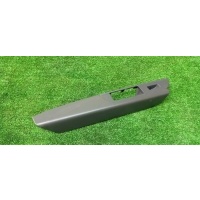 подлокотник VW Touareg 2010-2014 2014 7P6868139D