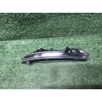Указатель поворота правый Porsche Cayenne 3 17-нв Porsche Параметр: Модель 2017 9Y1949102D