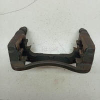Скоба суппорта переднего Nissan Qashqai (J10) (2006 - 2014)