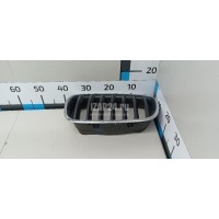 Решетка радиатора левая BMW X5 E70 (2007 - 2013) 51137185223