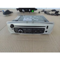 Renault scenic megane iii радио 281159184r