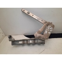 петля капота MERCEDES-BENZ C-class W203 2000-2008 A2038800428