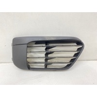 решетка в бампер BMW X1 F48 2015- 51117354778