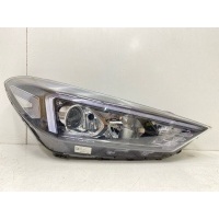 фара Hyundai Santa Fe 4 2015-2021 92102D7600