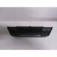 Audi a3 8y 21 - панель кондиционера 8y0820043a