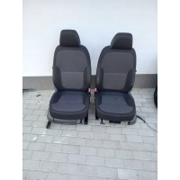 Skoda йети кресла комплект