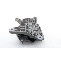 Опора АКПП Volkswagen Touareg CR 2019 4M0399115P, 4M0399153M