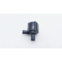 Помпа Volkswagen Touareg CR 2019 06H121601P