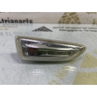 Повторитель поворота в крыло Opel Astra J P10 5D до Рестайлинг 2009-2012 13273104