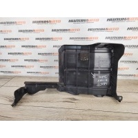 Дефлектор радиатора Nissan Juke 2013 62822BA61A