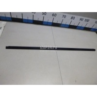 Накладка стекла заднего правого Land Rover Range Rover III (LM) (2002 - 2012) DDE000102