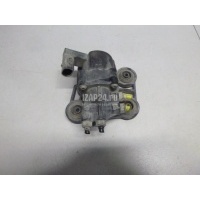 Клапан пневматический Land Rover Range Rover III (LM) (2002 - 2012) RVK000040