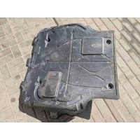 Защита двигателя Volkswagen Transporter T6 (2015—2019) 2015 7E0805685A
