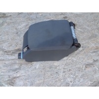 Подлокотник 1k5864251b volkswagen гольф v