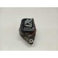 Опора двигателя правая Land Rover Range Rover III (LM) (2002 - 2012) LR010746
