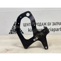 Кронштейн двигателя Volkswagen Touareg 3 CR7 до рестайлинг 2020 057103073C