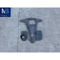 Декоративная крышка двигателя Mercedes ML W166 2014 A2780105802,2780105802,A2780100367,A2780100467,2780100467,2780100367