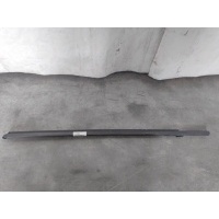 Уплотнитель стекла двери Volkswagen Touareg 7P5 7P0837472C