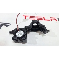Вентилятор радиатора Tesla Model 3 2017 1077371-00-L,AD0414UB-C70GP