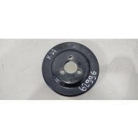 Шкив помпы Skoda Octavia 2011 03D121028B,,