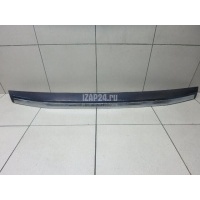 Накладка двери багажника Land Rover Freelander 2 (2007 - 2014) LR040786