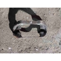 Скоба суппорта Peugeot 206 2006