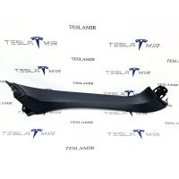 Обшивка крышки багажника Tesla Model X 2018 1037904-00,1037905-00,1053219-00