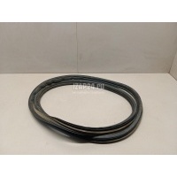 Уплотнитель стекла двери Toyota Land Cruiser (150)-Prado 2009 6788260090