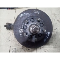 Ступица передняя левая Hyundai H1 1 2004