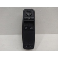 Блок управления стеклоподъемниками Mercedes B (W245) 2007 A1698206510