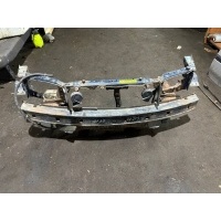 Передняя панель крепления облицовки (телевизор) Volvo S40 1 2001
