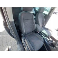 Кресло правая передняя volkswagen touran i