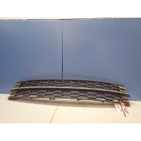 Решётка в бампер центральная Skoda Rapid 2013- 60U8536779B9